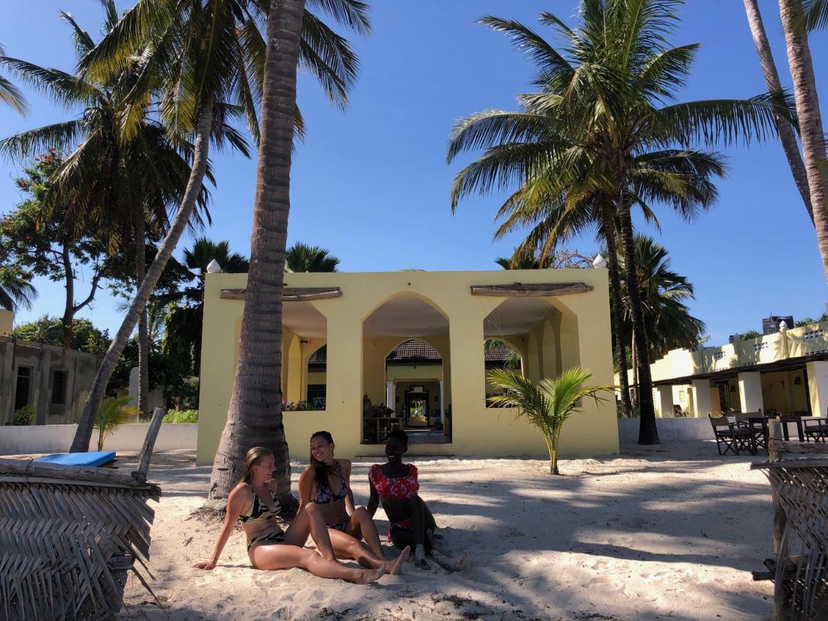 Sawa Sawa Beach House Msambweni Екстериор снимка