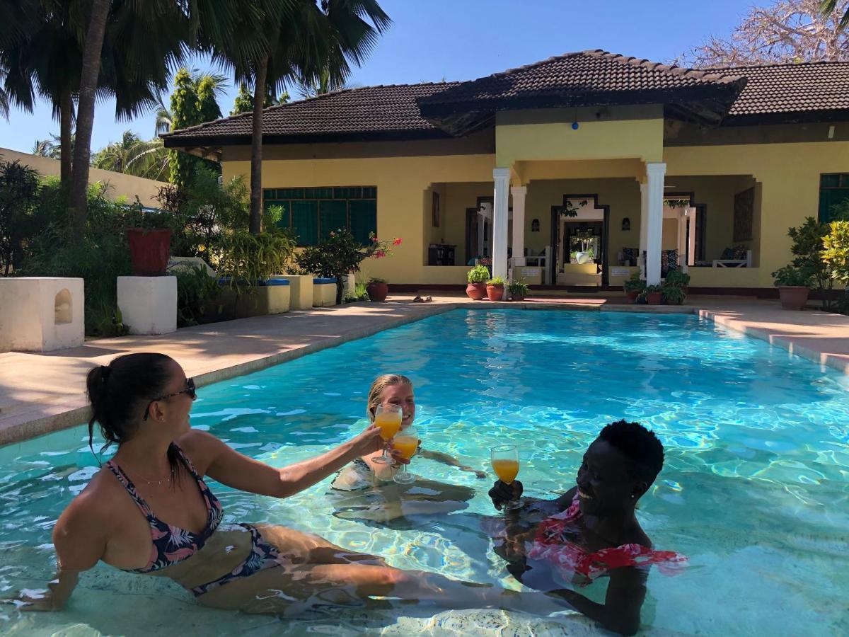 Sawa Sawa Beach House Msambweni Екстериор снимка
