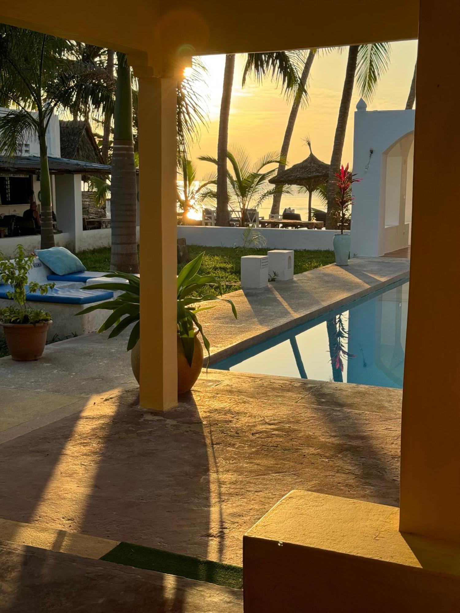 Sawa Sawa Beach House Msambweni Екстериор снимка